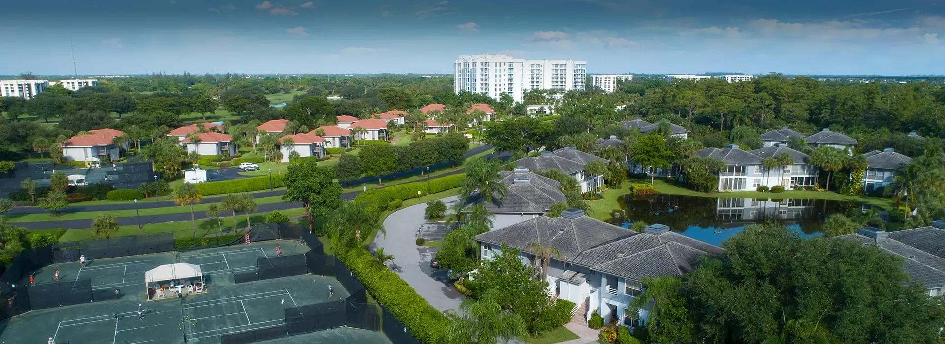 Luxury Estates Villas in Cove Club