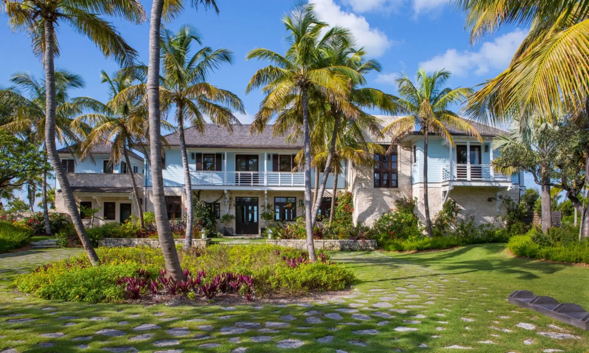 Exclusive Houses in Cove Club for Sale 